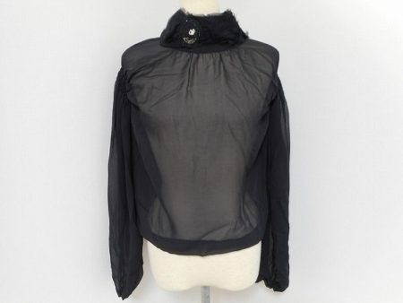 華やかなビジューのカメオがポイント。マウリツィオペコラーロのハイネックブラウスを買取しました