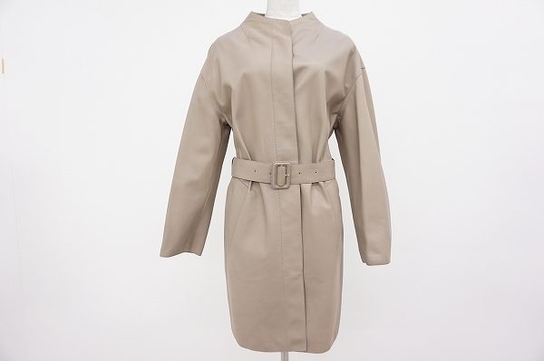 手に吸い付くような滑らかさ!ワンランク上のファッションに。ロエベのラムレザーコートを買取しました