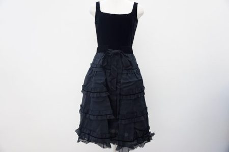 まるで映画のヒロインみたい！フォクシーのクラシカルなリトルブラックドレスを買取しました。