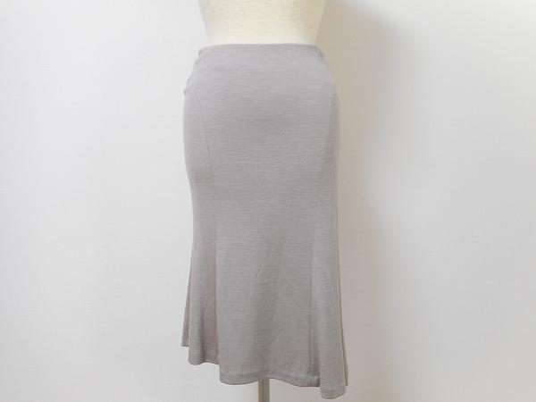 【買取りいたしました】グレージュのお色味が大人っぽい雰囲気。アナイのレディーススカート