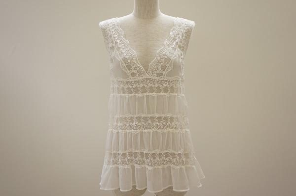 ふんわり女の子らしい雰囲気がキュート。アナスイのシャツブラウスを買取しました。　