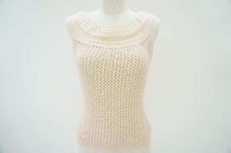 アナスイのベージュ系ノースリーブセーター買取 シンプルで使いやすいアイテム