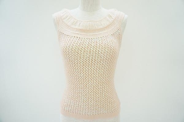 アナスイのベージュ系ノースリーブセーター買取 シンプルで使いやすいアイテム