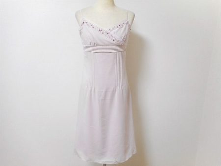 胸元の装飾がステキな、ピンク色のカラーがキュートなエフデのワンピースを買取しました。