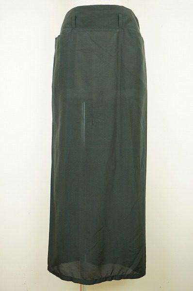 柔らかな素材は絹ならでは!ヨウジヤマモトのロングブラックスカートを買取いたしました