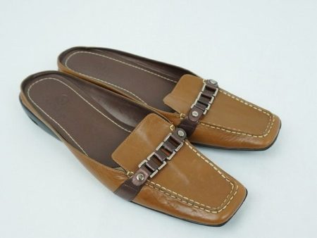 高級感と履き心地の良さを併せ持つ！コールハーンのレディースシューズをお売り頂きました