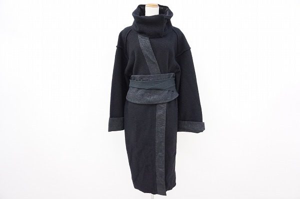 和の心を思い出させてくれる逸品。ケンゾーの着物風ウールコートをお売り頂きました