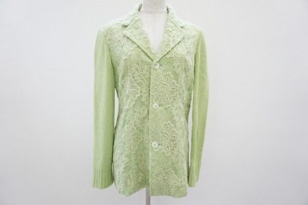 女性らしいモードを嗜むことが出来る。トリココムデギャルソンのニット切り替えしジャケットを買取しました