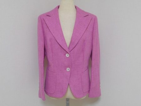 大き目の襟とピンクの組み合わせが印象的。マックスマーラのジャケットをお売り頂きました