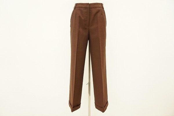 万能アイテム!トレンドに左右されないポール・スミスのウールパンツをお売り頂きました