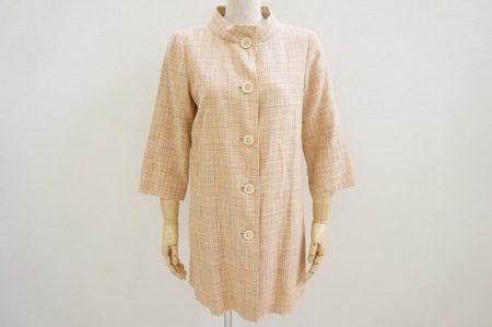 細かいところまでこだわりが感じられる。イエナのレディースコートをお売り頂きました