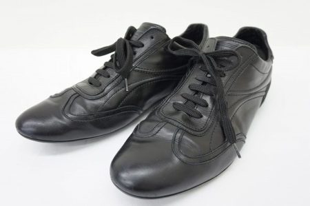 抜け感をハイブランド、ルイヴィトンで作って上級コーディネートを完成させて。レザーシューズを買取しました