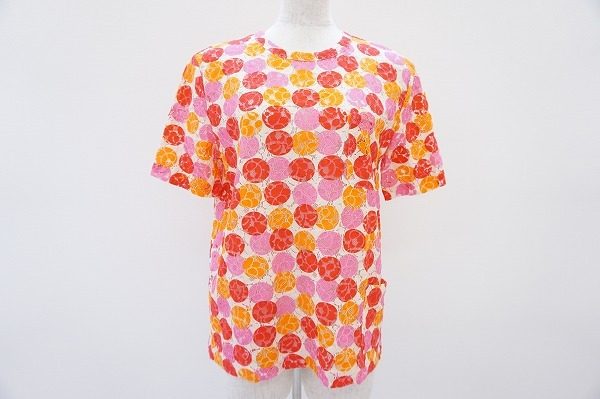 赤、ピンク、オレンジのドット使いがフェミニンでエレガント。マルニのカットソーを買取しました