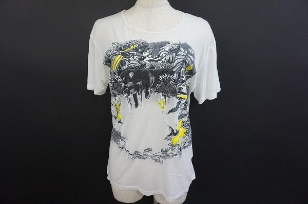 ファッションの枠を超えた芸術的作品。バレンシアガのレディース向けカットソーを買取しました