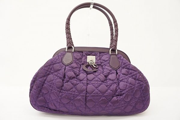 せっかく選ぶならクリスチャン・ディオールを。キルティングバッグを買取しました