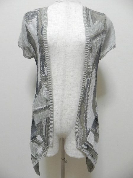 アーティスティックなナチュラルスタイル。イオコムイオ センソユニコのカーディガンをお売り頂きました