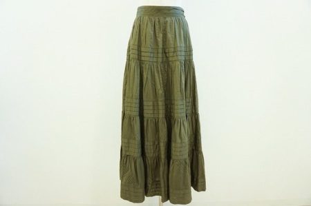 大人色でコーディネートに深みを。レキップヨシエイナバのティアードスカートを買取しました