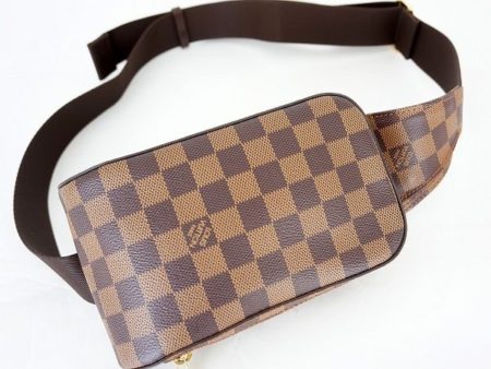小さいながらも強いインパクト！センスが光るルイヴィトンのウェストポーチを買取しました