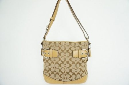 収納力抜群の万能バッグ！永遠の定番アイテム、コーチのソフトダッフルバッグを買取しました