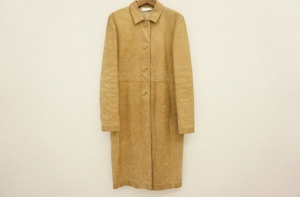 人と差のつくデザイン。マルニのレザーコートをお売り頂きました