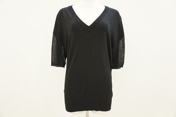 シースルーのブラックがちょっぴりセクシー。アレッサンドロデラクアのニットを買取しました