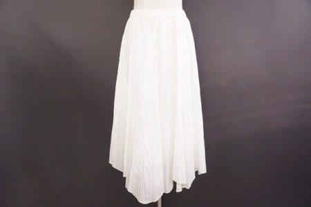 ビーチルックにもぴったり！コーディネートの幅が広がるイッセイミヤケハートのスカートを買取しました