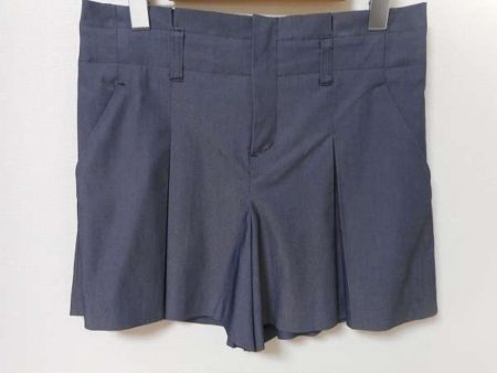 OLからミセス世代にも大人気。アンタイトルが手がけるショートパンツをお売りいただきました