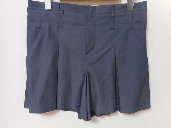 OLからミセス世代にも大人気。アンタイトルが手がけるショートパンツをお売りいただきました