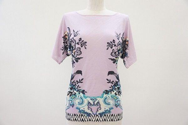 個性的なデザインでエレガント。エトロのプリントカットソーを買取しました