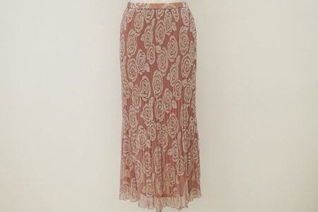 エレガントで品のある雰囲気のハナエモリのスカートを買取しました