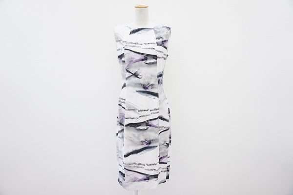 エレガントで女性らしいマックスマーラのワンピースを買取しました