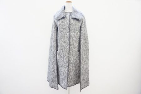 シンプルながらも個性が光る。ミッソーニのグレーのコートを買取しました