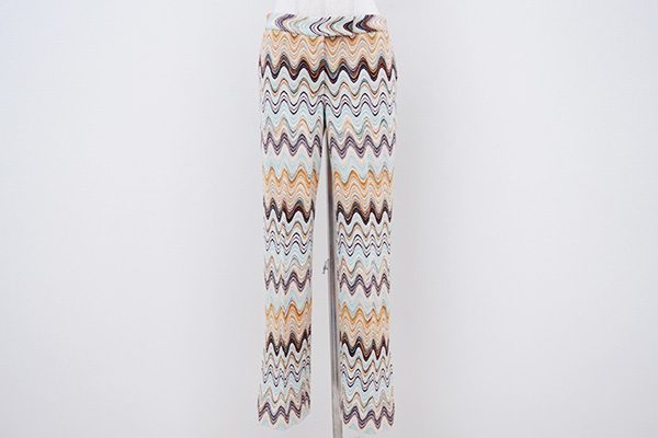 個性的なデザインのミッソーニのパンツを買取しました