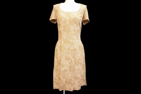 さらりと着られるミッソーニのベージュのワンピースを買取いたしました