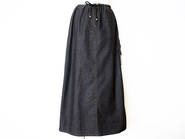 フェンディのデニムロングスカートを買取しました