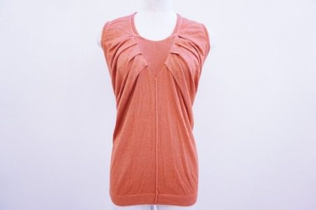 イヴサンローランの上質生地ノースリーブを買取しました