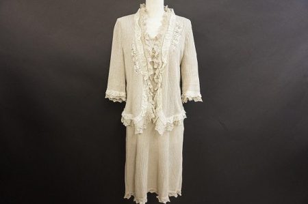 華麗な彩りと繊細な技術でハイセレブにファンが多いアトリエサガンのセットアップを買取ました