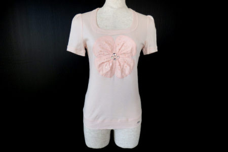 大判の花ディティールが可憐なトゥービーシックのカットソーを買い取りしました
