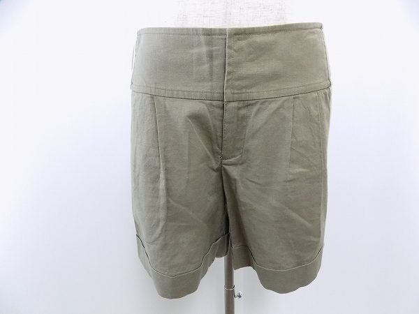 素朴ながらも上品なピッコーネのショートパンツを買い取りました