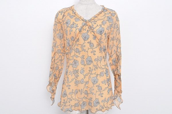 柔らかな曲線のデザインが素敵なトゥービーシックのチュニックを買い取りしました