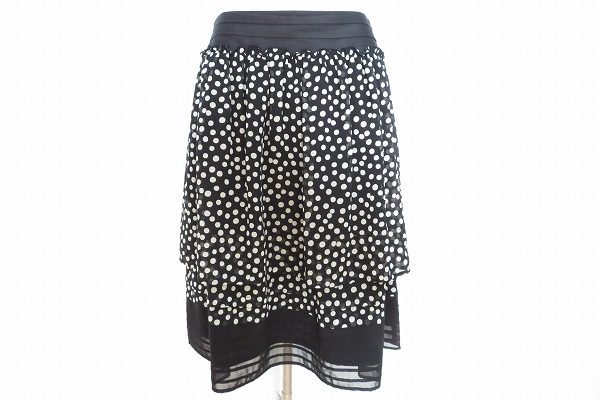 シフォン重ねが美しいトゥービーシックのスカートを買い取りしました