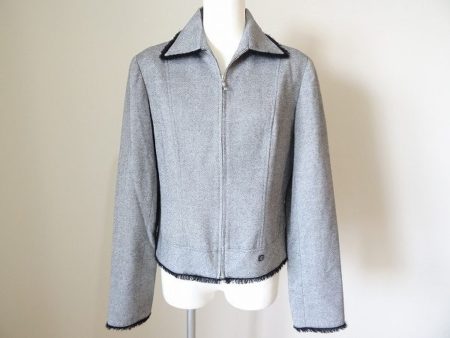 フリンジ調のデザインが素敵なピッコーネのジャケットを買い取りました