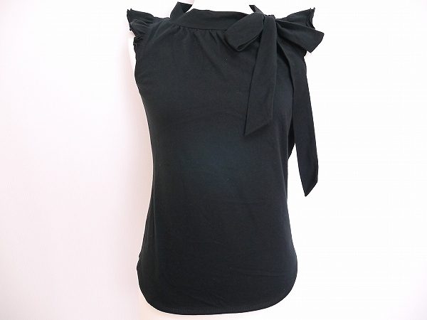 大きなリボンがインパクト大！モスキーノのノースリーブカットソーを買取いたしました