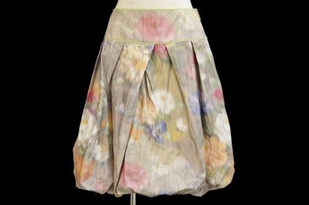 大人女子にも上品に可愛く着こなせる銀座マギーのバルーンスカートを買取いたしました