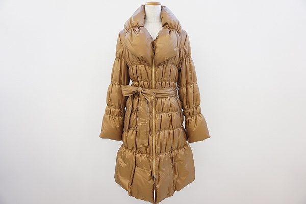 暖かさと着たときの美しさが同時に叶う、レリアンのダウンコートを買取いたしました