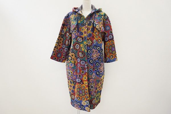 マルチカラーで華やか。ミッソーニの花柄コートを買取いたしました