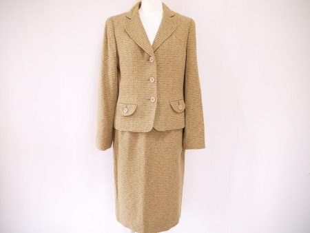 エレガントで美しい、毎日着たくなるマダムジョコンダのスカートスーツを買取いたしました