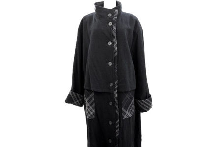 オシャレなチェックが全体のアクセントに！慈雨センソユニコのコートを買取いたしました