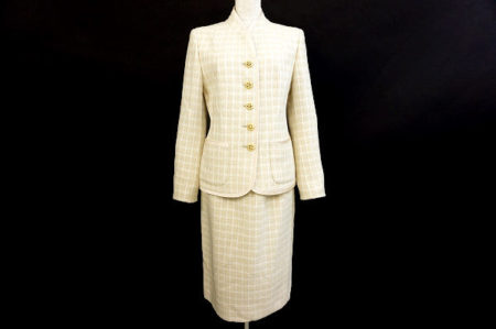 チェックが愛らしいラピーヌブランシュのスカートスーツ