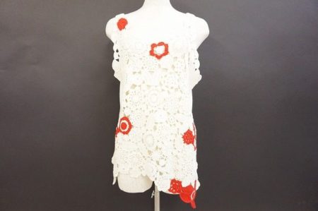 着るだけで大人可愛いエッセンスを投入。トクコのニットチュニックを買取いたしました